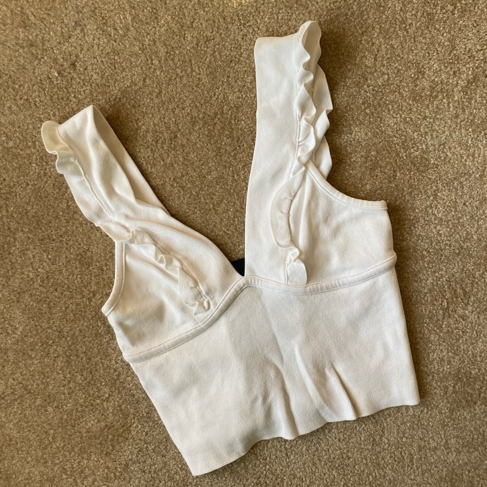 Zara Ruffled Cropped Knit Shirt